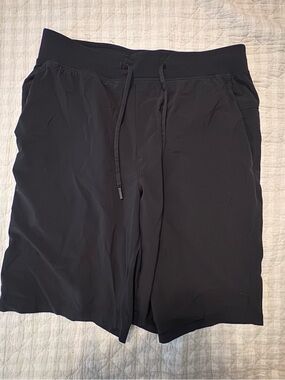 lululemon athletica Men's Black Athletic Shorts